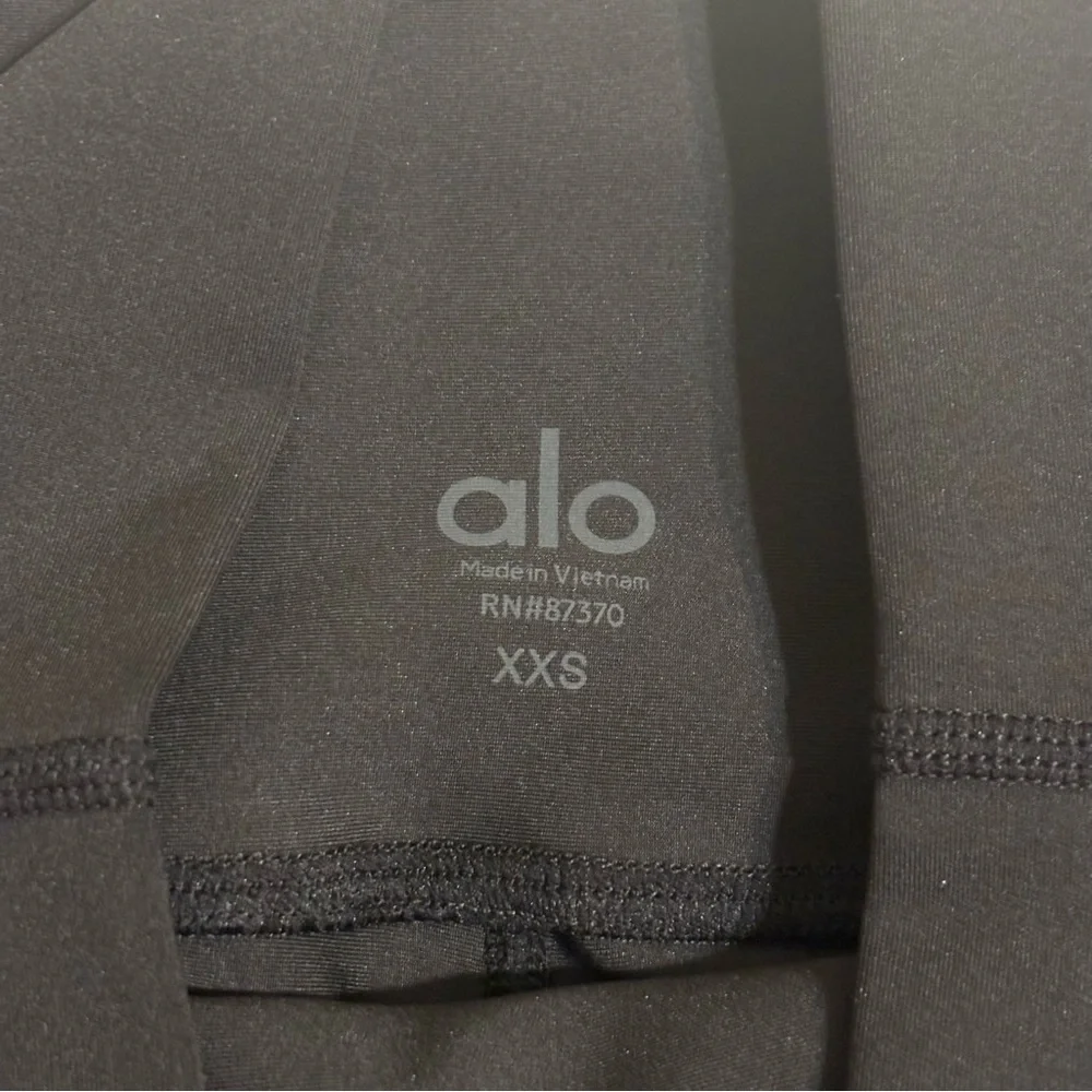 BNWT ALO High-Waist Airlift Leggings XXS